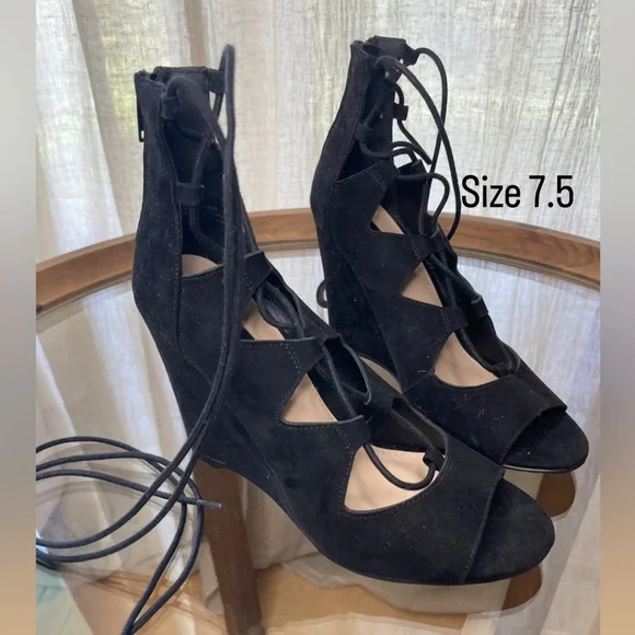 Black lace up wedge sandals deals